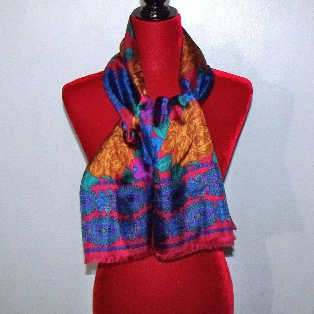 Jones New York 100% Silk Floral Paisley Shell Scarf 100% Wool Bordoe Lining NWOT